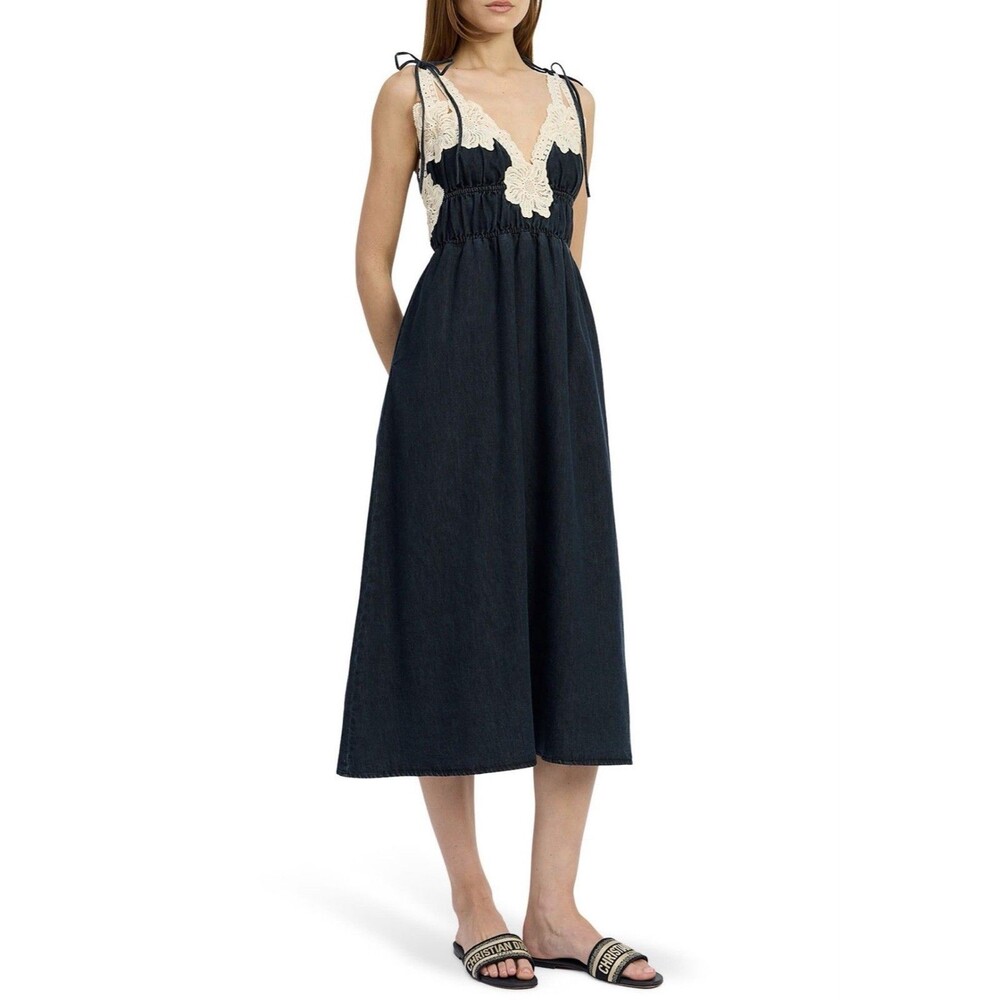 EN SAISON Women NWOT MEDIUM Natalia Midi Dress Navy Ivory Lace Trim Shirred Cott